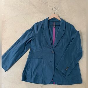 Peau de Loup Ocean color suit jacket size 12
